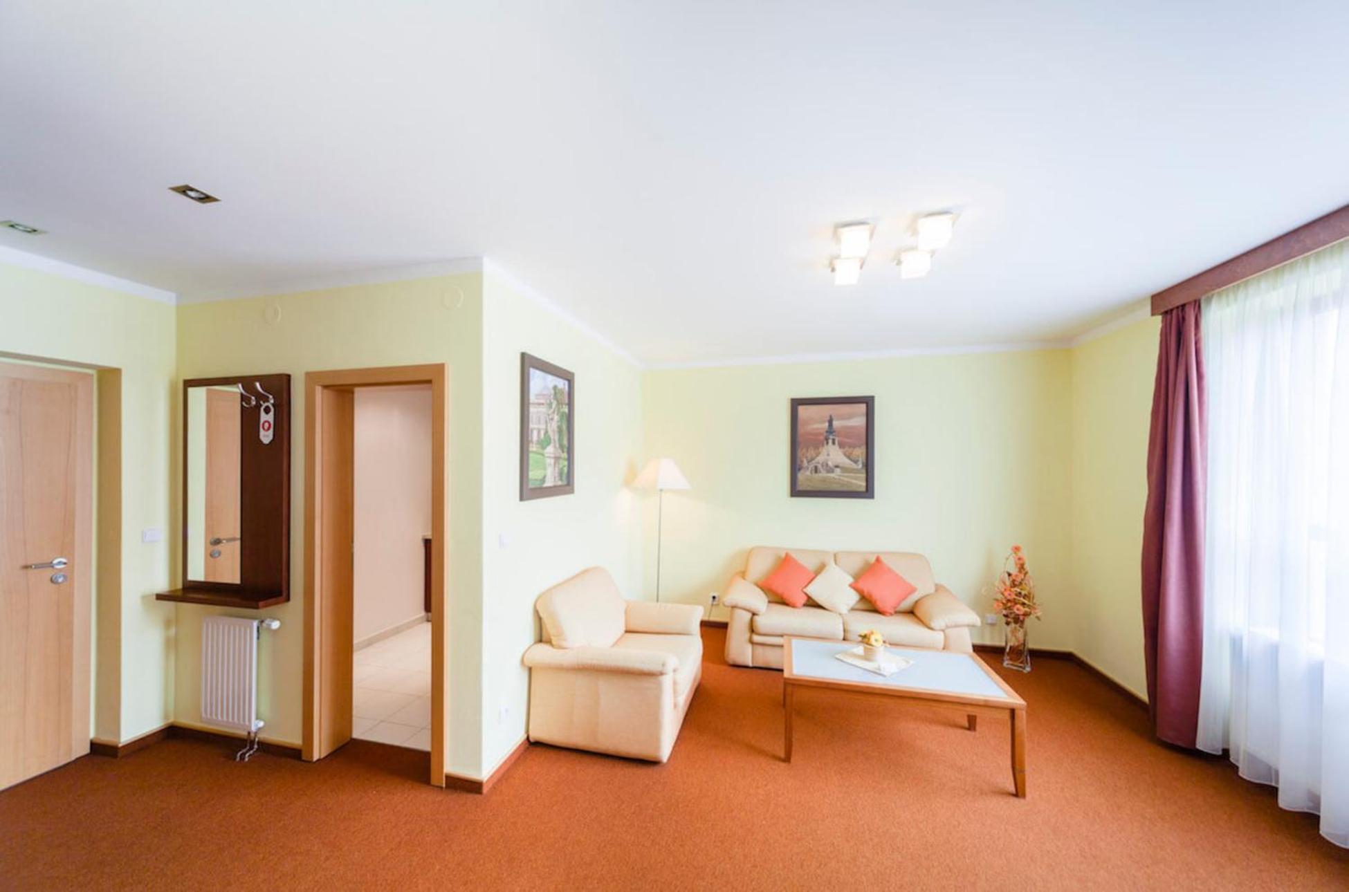 Golf Hotel Austerlitz Buitenkant foto
